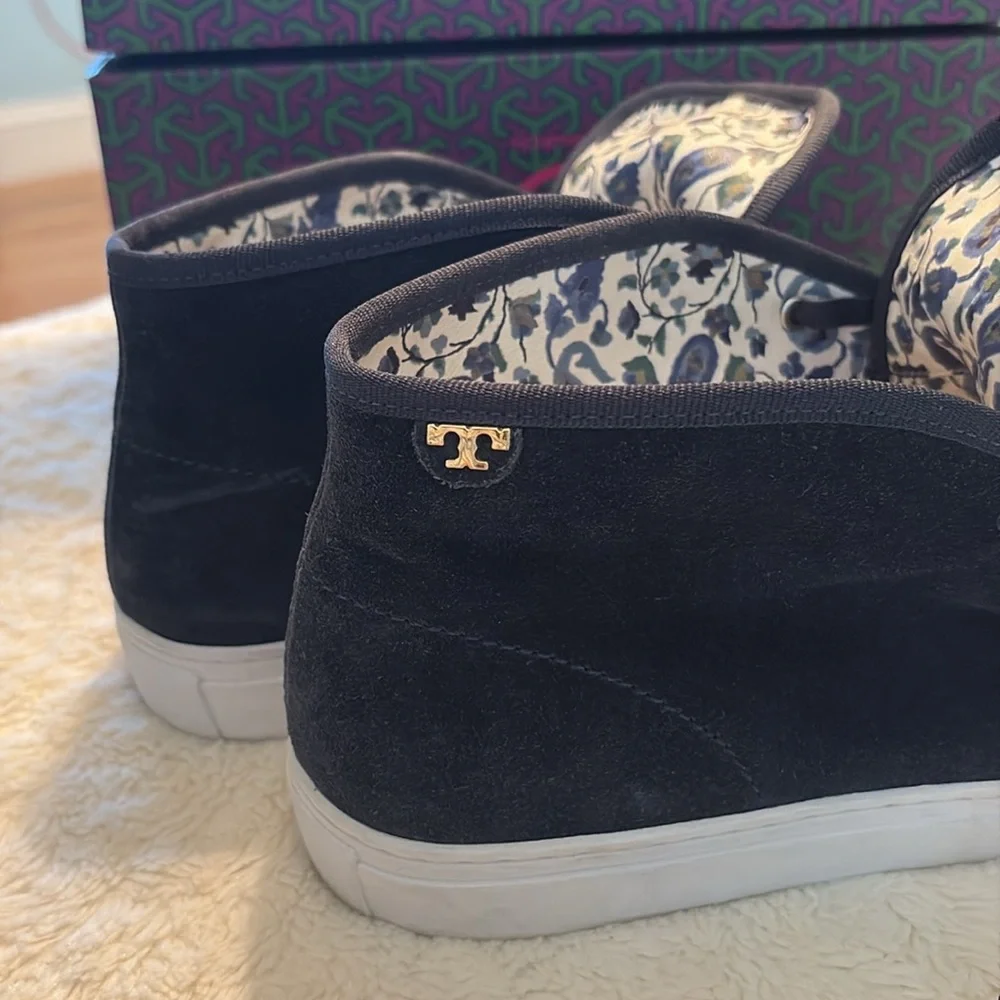 Tory Burch Suede Navy Ankle Booties (9.5)NWOT